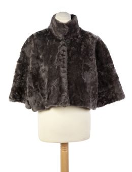 479.  Chaqueta corta vintage de pelo de nutria
