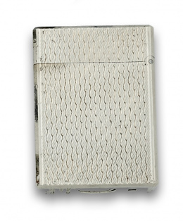 669.  Encendedor DUPONT chapado en plata. G4GN73.