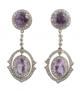 288.  Pendientes largos estilo Belle-Epoque de amatistas y brillantes