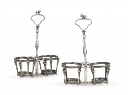 900.  Portavinagreras de plata en color. Con marcas.A.S. Díaz, ff. del XVIII - pp. del S. XIX.