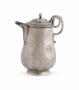 899.  Pequeño jarro de plata para servicio de mesa.España, S. XVIII.