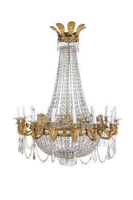 1143.  Lámpara de techo de bronce y cristal de estilo imperio, de dieciséis brazos de luz.Tendero, España, años 50.