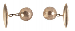 424.  Gemelos con semiesferas facetadas de oro rosa