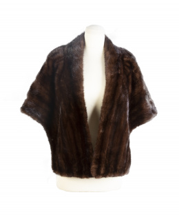 498.  Estola de piel de visón marrón oscuro