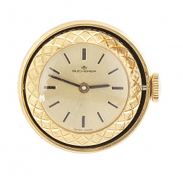 125.  Reloj colgante BUCHERER de bisutería años 60, de forma esférica con decoración gallonada, y cadena de eslabón cúbico.