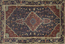573.  Antigua alfombra persa Malayer.