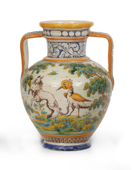 719.  Orza de cerámica esmaltada con animales.Talavera, Niveiro, S. XX.