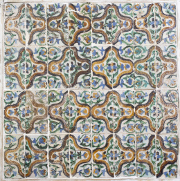1076.  Panel de 32 azulejos de tabla de cerámica esmaltada con la técnica de aristaTriana, S. XVI.