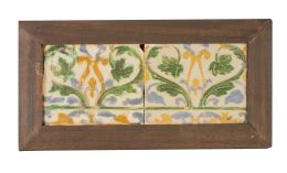 1210.  Pareja de azulejos de cerámica esmaltada.Toledo, S. XVI.