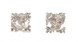 247.  Pendientes dormilonas de brillantes, en montura de garras cuadrangulares 