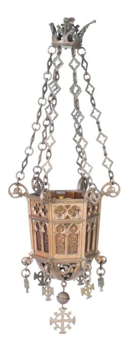 543.  Farol en bronce y cristal neogótico.Trabajo español, finales del S. XIX.