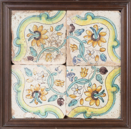 1113.  Panel con cuatro azulejos de cerámica esmaltada.Valencia, ff. del S. XVII