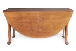 677.  Mesa de comedor plegable de estilo Jorge II. Inglaterra, S. XIX.