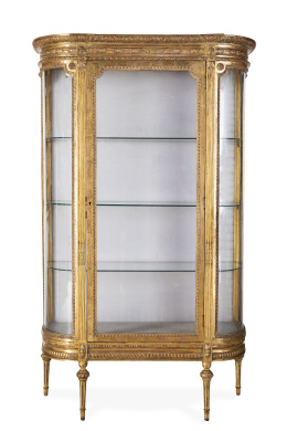 618.  Vitrina en madera tallada y dorada de estilo Luis XVI.Francia, h. 1900.