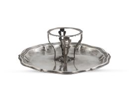 1061.  Mancerina de plata en su color de contorno. Con marcas y burilada.Josep Martí, Barcelona, h.1810.