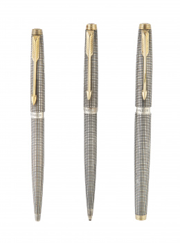 446.  Conjunto PARKER Cisele, de pluma estilográfica, bolígrafo y portaminas