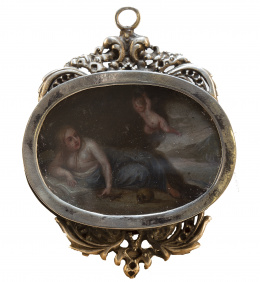 1038.  “Magdalena”Relicario con marco de plata, óleo sobre cobre por el reverso pintado, anverso grabado con cruz de la orden de Calatraba.Trabajo español, S. XVII - XVIII.