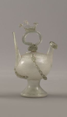 645.  Botijo o cantir de vidrio transparente.Cataluña o Mallorca, S. XVIII.