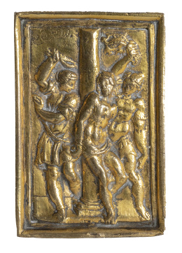 1293.  Cristo atado a la columna con dos soldados.Placa de bronce dorado.España, S. XVI.