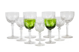 616.  Cristalería de copas de cristal incoloro y verde.
S. XX.