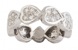 280.  Sortija alianza completa de corazones con pavé de brillantes