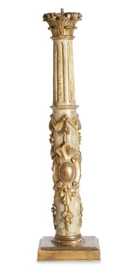 1391.  Columna de orden corintio de madera tallada y policromada.España, S. XVII.