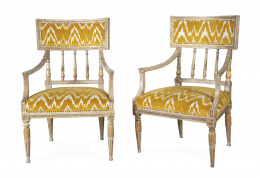 670.  Pareja de sillas de brazos directorio de madera lacada de blanco y dorada.Trabajo francés, h. 1800.