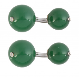 348.  Gemelos dobles de esferas de ágata verde, con un brillante 
