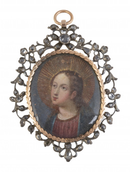 3.  Colgante S. XVIII con miniatura en cobre de Virgen de la Asunción del S. XVII, en marco de diamantes con formas vegetales 