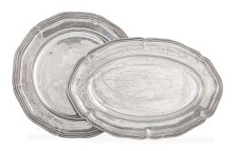 1156.  Dos fuentes de plata, una oval y otra circular, ley 916. Con marcas.Matilde Espuñes, (1909-1950).