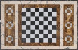 1034.  Tapa de mármol con ajedrez con marqueteria de diferentes mármoles.S. XX.