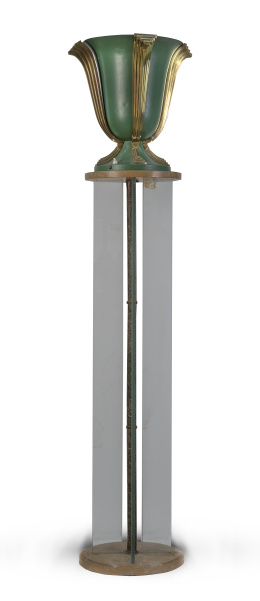 577.  Lámpara de pié Art-Decó con forma de copa en metal verde, b