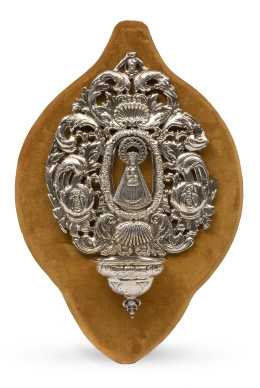 1141.  Benditera de plata en su color.País Vasco o Navarra, S. XVIII.