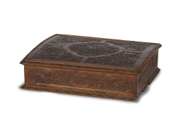 1086.  Caja de madera frutal tallada en bajo relieve.Taller de Nicolás Françoise Foulan (Nancy 1628 - Nancy 1698), Francia, ff. del S. XVII - pp. del S. XVIII.