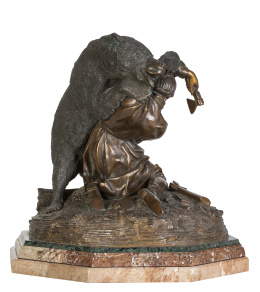 675.  Lucha con un oso. 
Grupo escultórico de bronce, sobre pean