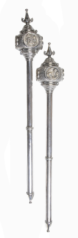 1103.  Pareja de mazas de ayuntamiento de plata. Con marcas.Orona, Zaragoza, mediados del S. XVI.