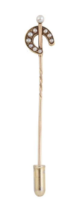 236.  Broche alfiler S. XIX con herradura de perlas finas