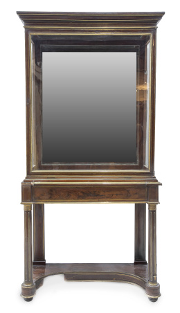 1259.  Vitrina, de estilo imperio de madera de caoba y palma de caoba, con aplicaciones de latón y bronce dorado y un espejo. Trabajo francés, S, XIX