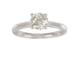 263.  Sortija solitario con brillante de 1,02 ct engastado en cuatro garras