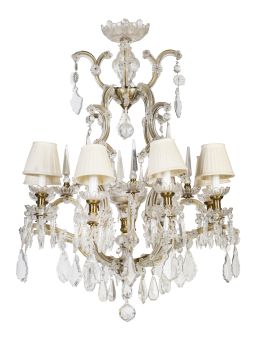 598.  Lámpara de cristal de ocho brazos de luz de metal dorado y cristal.