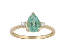 203.  Sortija con esmeralda talla perilla flanqueada por dos brillantes