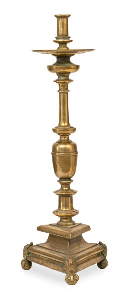 967.  Hachero de bronce dorado.Castilla, S. XVIII.