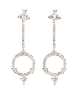 252.  Pendientes largos de brillantes con círculo colgante de barra encabezada por trío de chatones de brillante