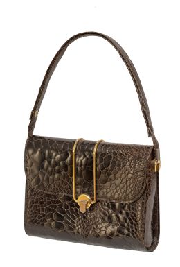 450.  Bolso vintage de piel de cocodrilo marrón y cierre frontal en dorado, con asa extensible