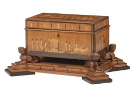 1319.  Caja de madera con marquetería con escenas egipcias como "el juicio del alma de Osiris".Principios del S. XX.