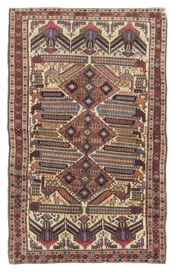 578.  Alfombra afshar, con decoración geométrica con campo en beige.