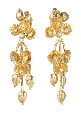 367.  Pendientes largos años 50 con diseño de flores con centros de brillantes y ramas articuladas