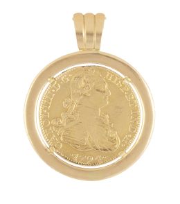 273.   Colgante con reproducción de moneda de 8 escudos Carlos IV len marco de oro liso