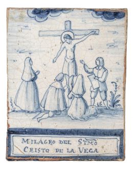 1017.  Milagro del Santísimo Cristo de la Vega. Azulejo de cerámia esmaltada en azul y blanco.Toledo, S. XVIII.