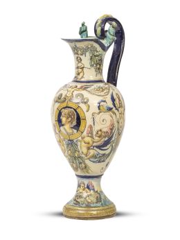 1190.  Jarra de cerámica esmaltada de estilo renacentista.Italia, h. 1900.